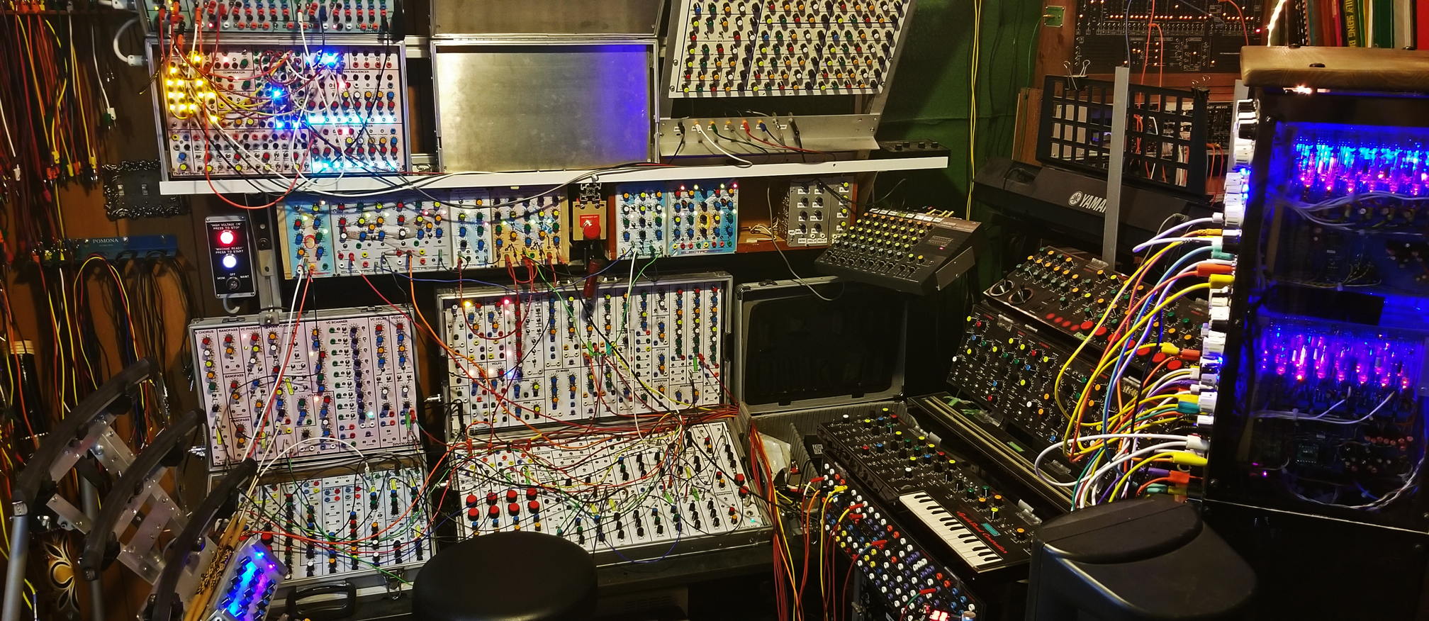 Electroserf synthesizer